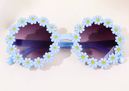 Blue Flower Joytime Sunglasses ☀️🌸